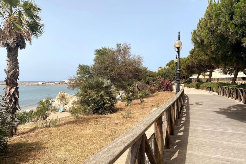 Apartamento A Unos Pasos De La Playa Rota Luaran gambar