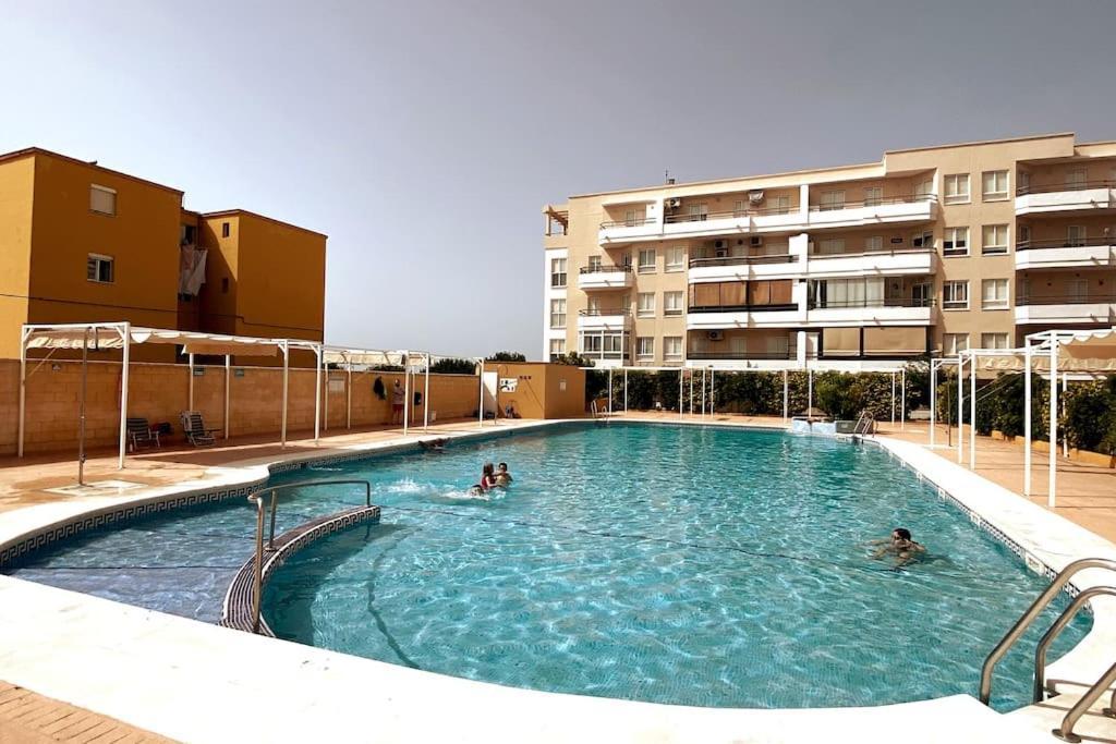 Apartamento A Unos Pasos De La Playa Rota Luaran gambar